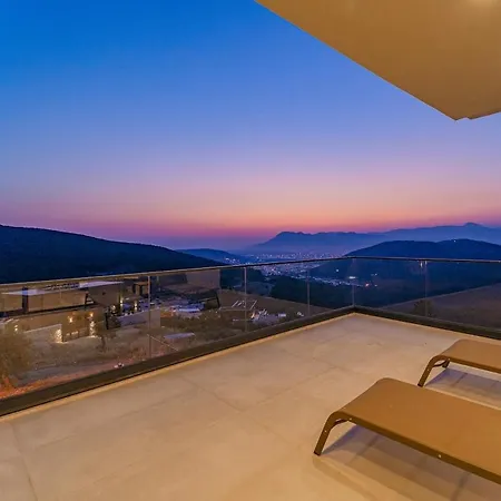 Luxurious Spacious With Sauna And Turkish Bath In Kalkan 别墅 *